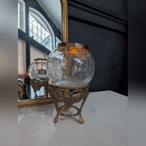 Vintage Gold Ornqte Brass Footed Stand w/ Crackle Glass Bow Vasel candle holder